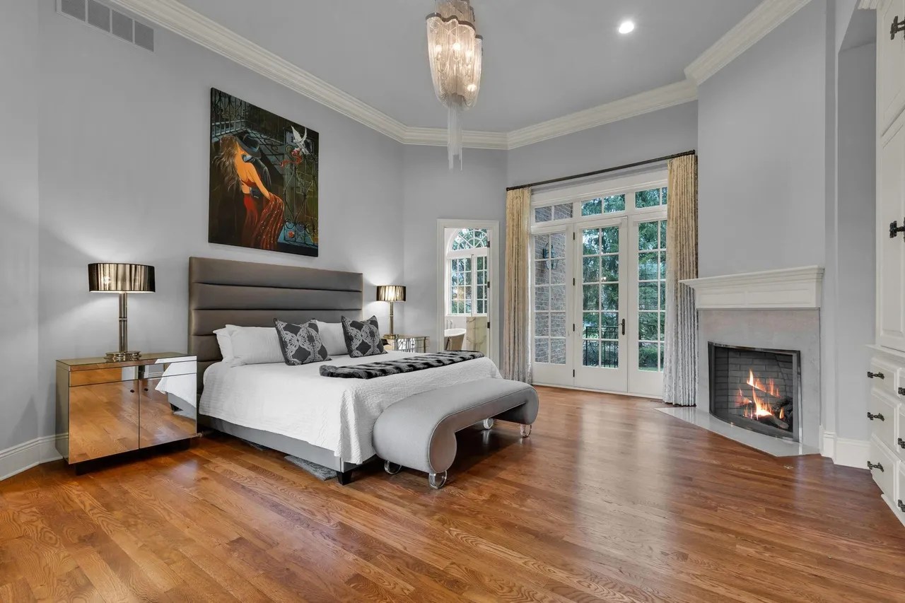 30 New Albany, OH 43054