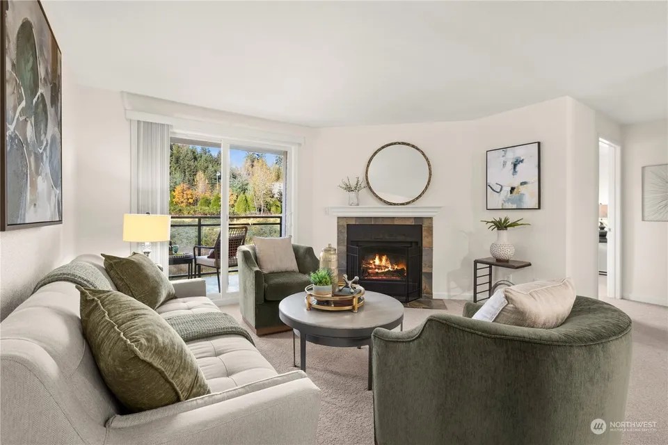 10822 E Riverside Dr Apt A204, Bothell, WA 98011 400,000