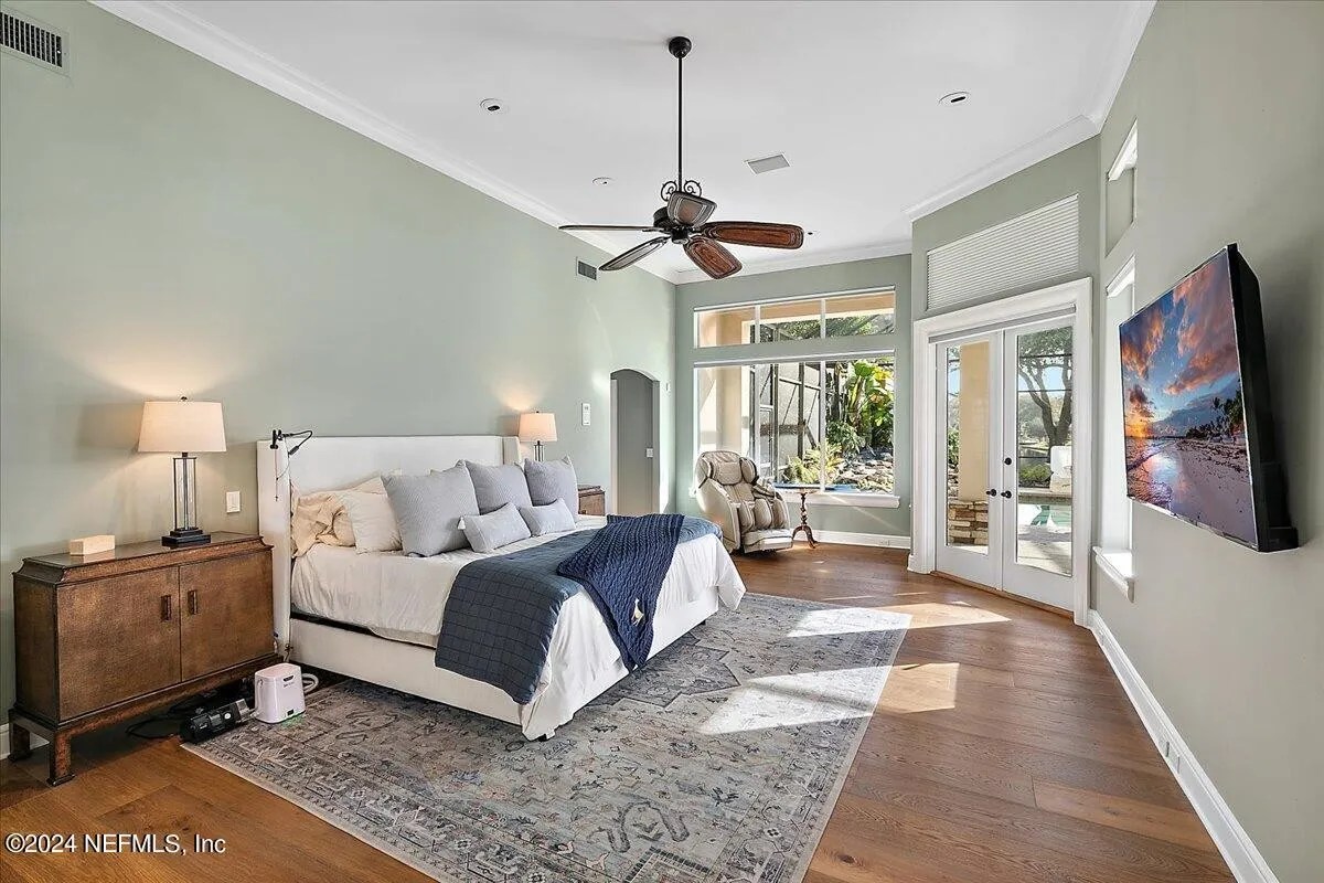 683 Queens Harbor Blvd, Jacksonville, FL 32225