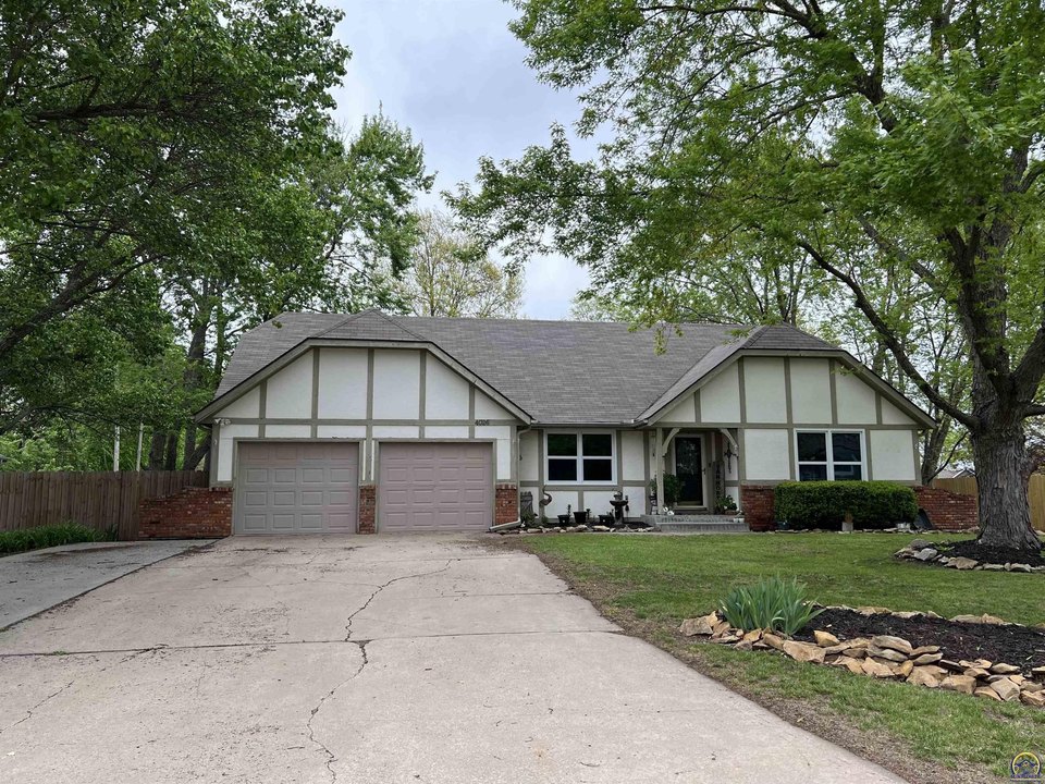66605 Real Estate Find Houses & Homes for Sale in Topeka, KS