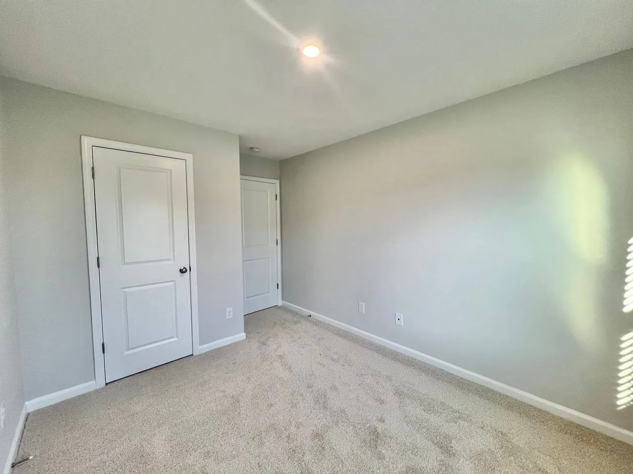 1,895 563 Marthas View Way, Wake Forest, NC 27587