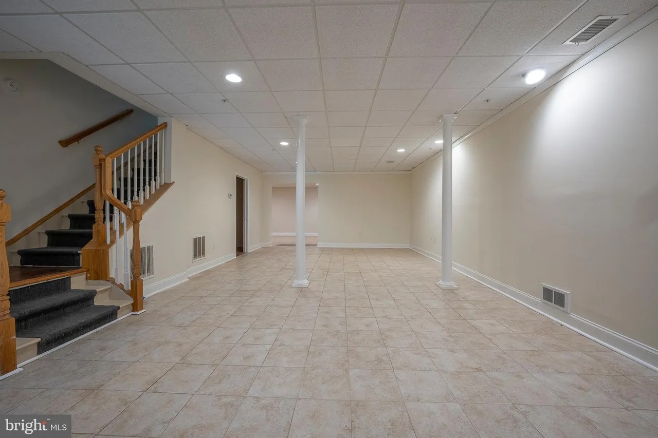 1 Dunminning Rd, Newtown Square, PA 19073 1,495,000