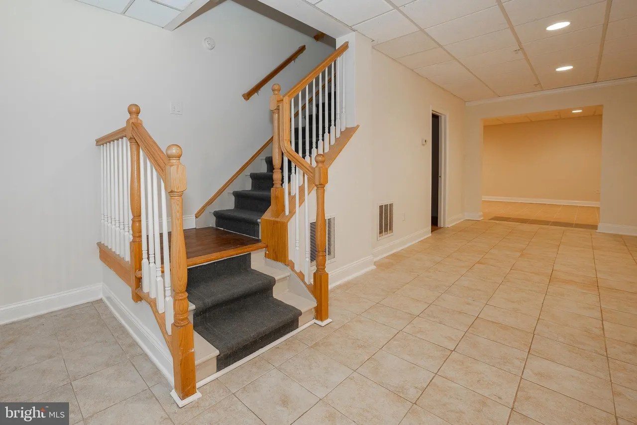 1 Dunminning Rd, Newtown Square, PA 19073 1,445,000