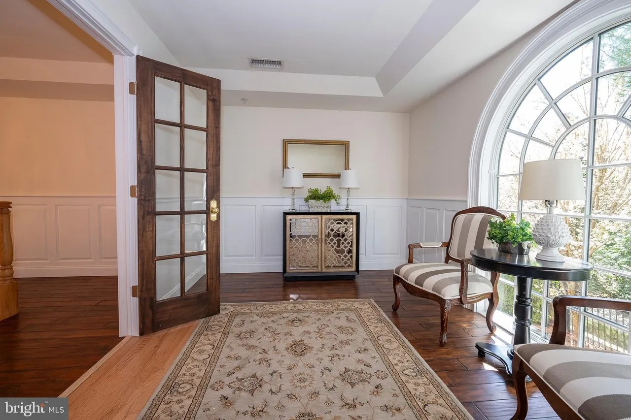 1 Dunminning Rd, Newtown Square, PA 19073 1,445,000