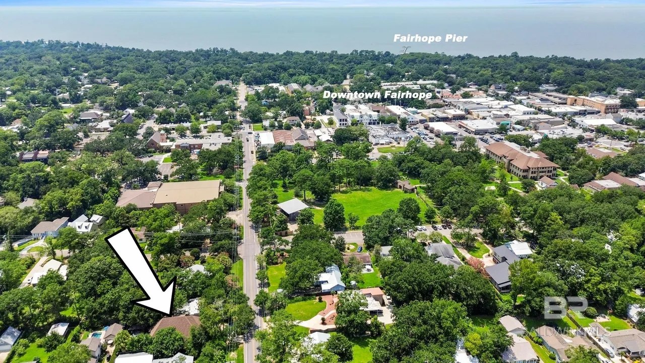 506 Morphy Ave, Fairhope, AL 36532