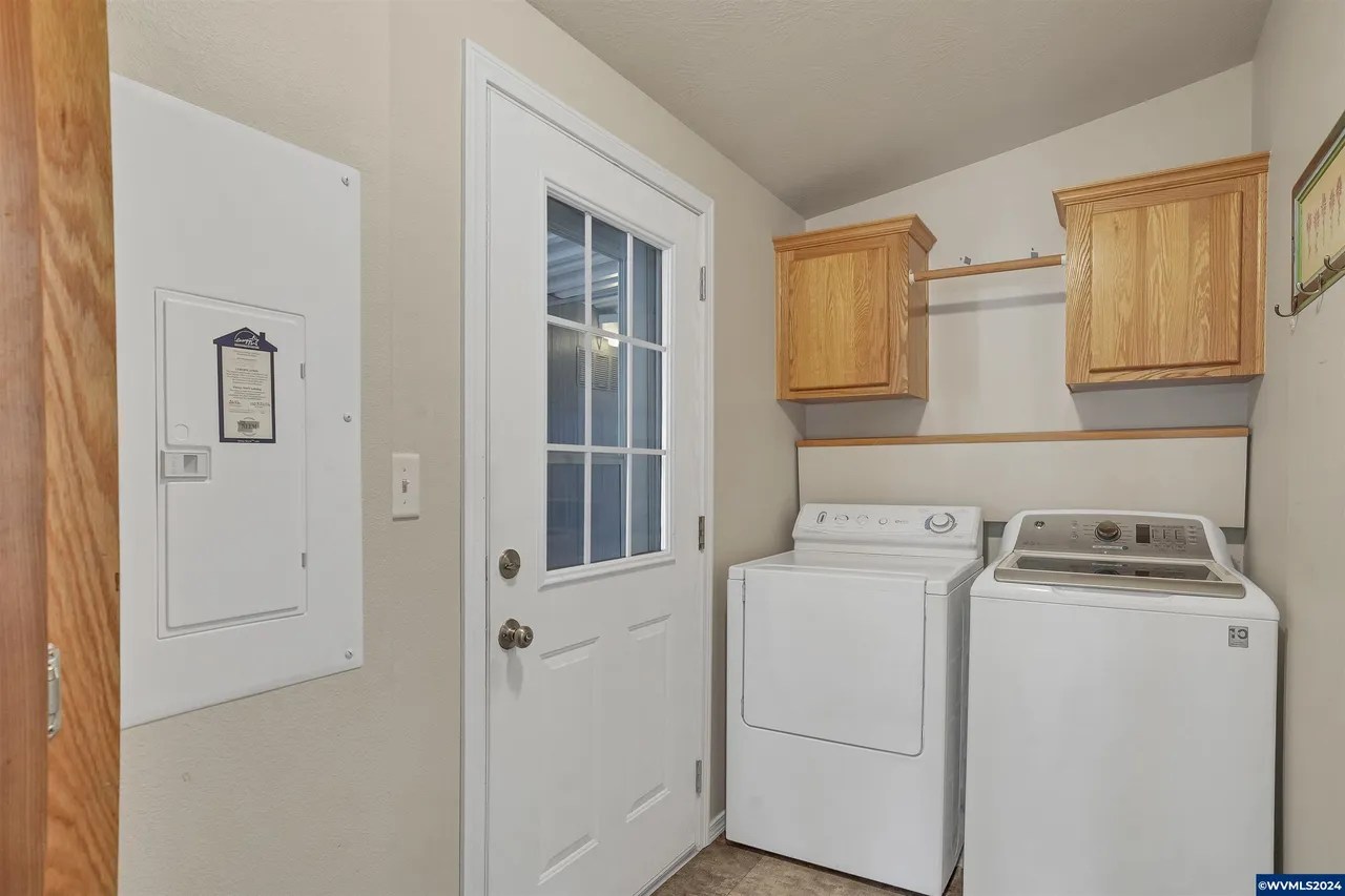 For Sale 4234 Hazelgreen Rd NE, Salem, OR 97305