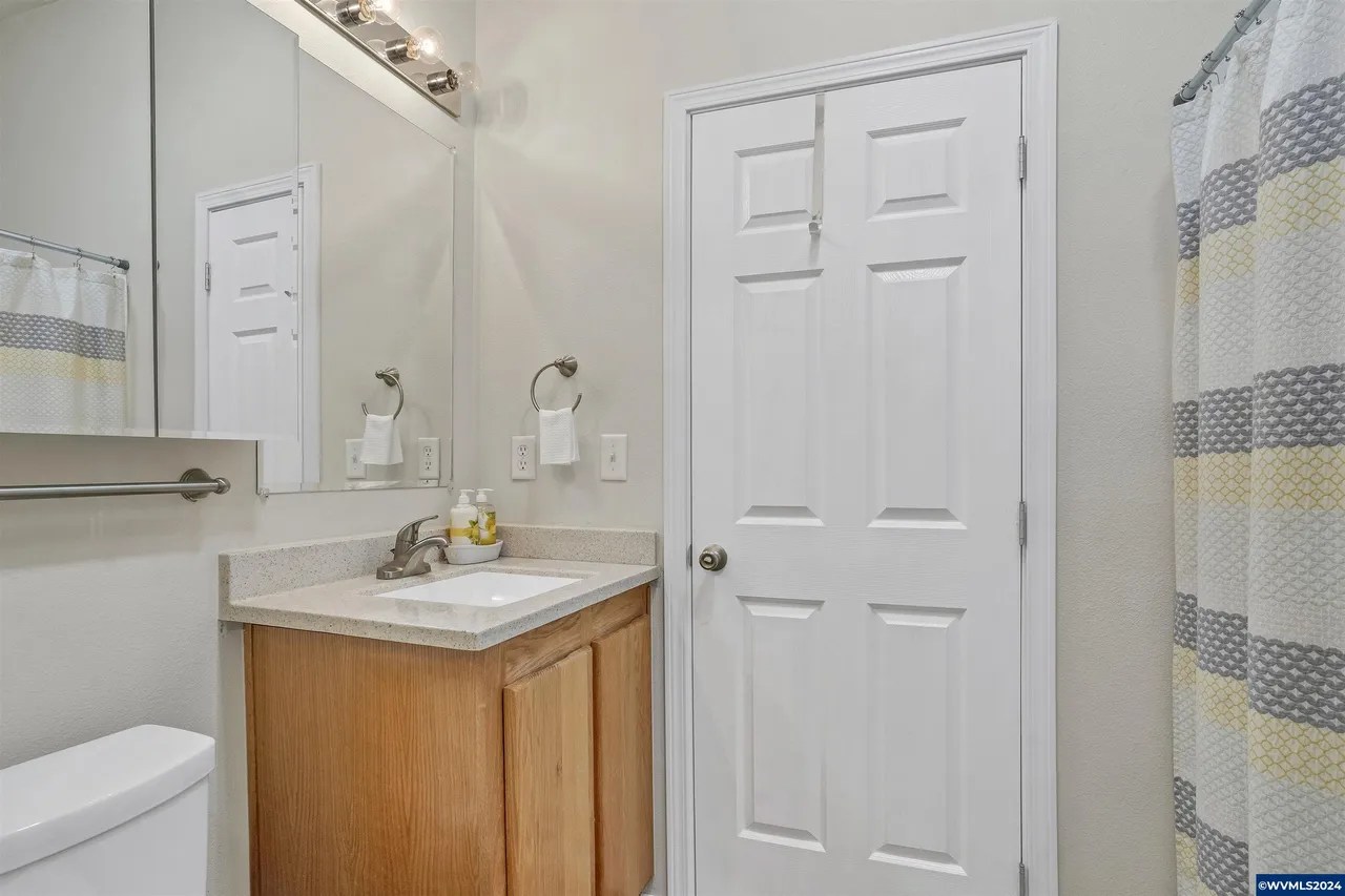 For Sale 4234 Hazelgreen Rd NE, Salem, OR 97305