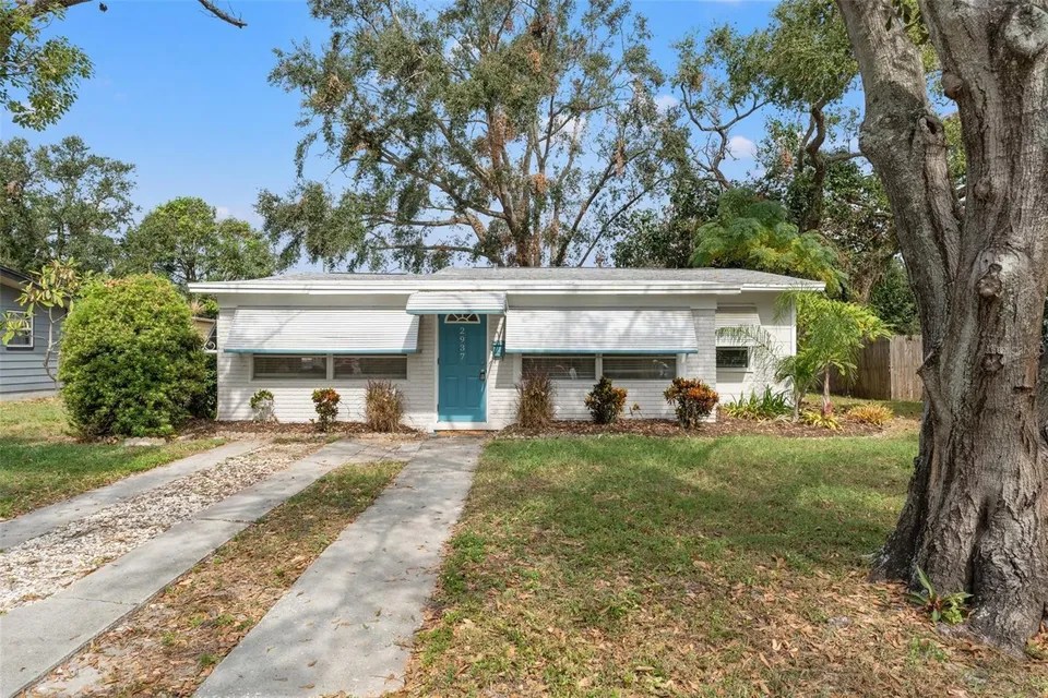 2937 24th Ave N, Saint Petersburg, FL 33713 349,500
