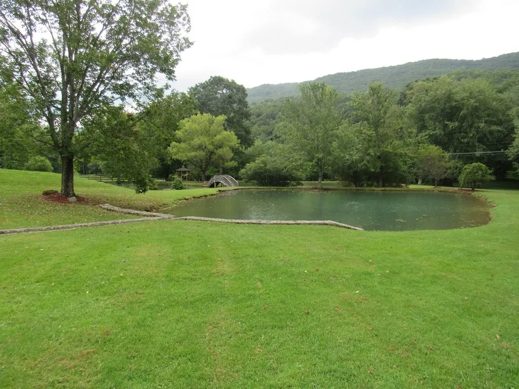5700 Laurel Fork Rd, Rocky Gap, VA 24366