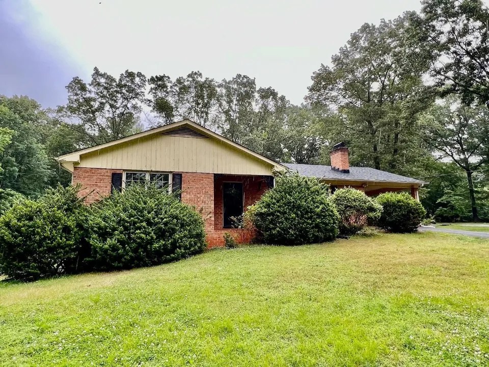 214 Blue Ridge Ln, Amherst, VA 24521