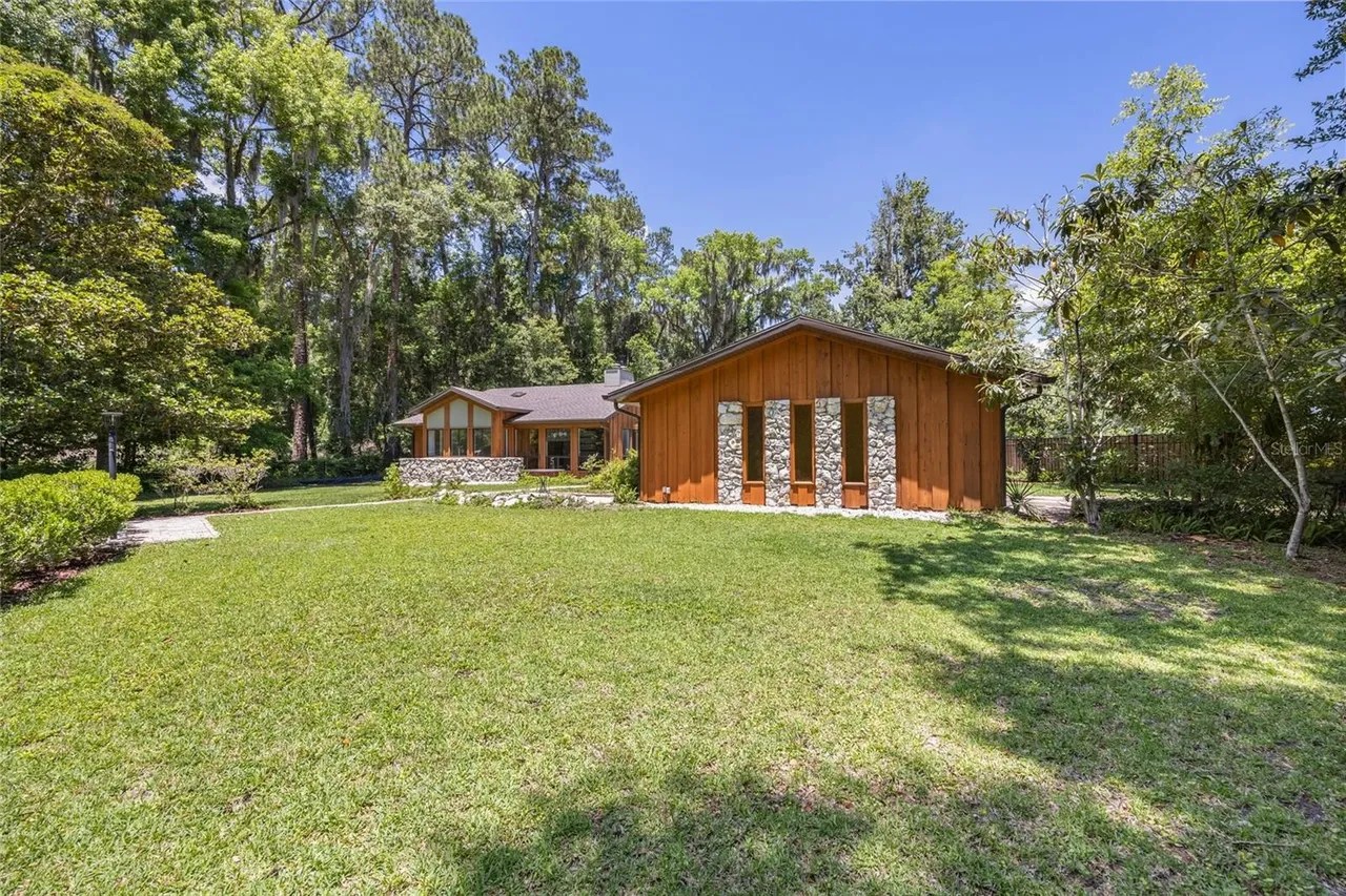 For Sale 1622 NW 52nd Ter, Gainesville, FL 32605