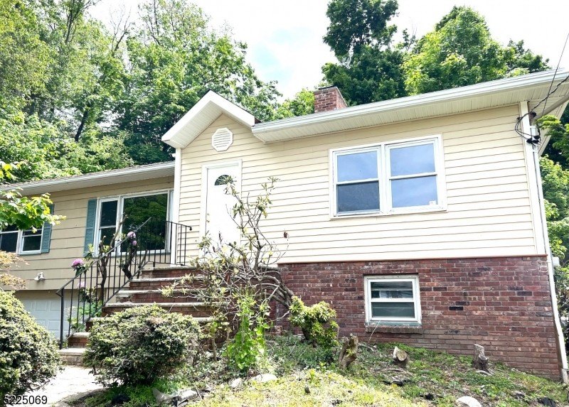 278 Westville Ave, West Caldwell, NJ 07006