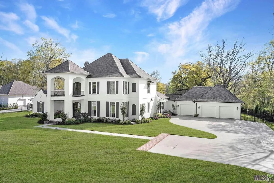 16212 Highland Rd, Baton Rouge, LA 70810 2,735,000