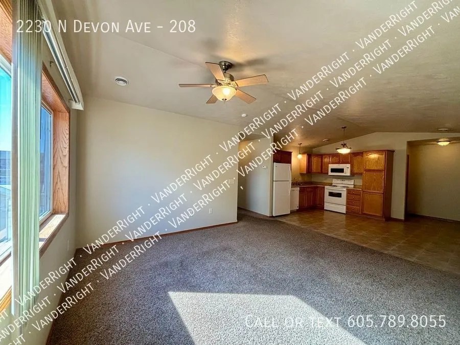 2230 N Devon Ave Apt 208, Tea, SD 57064