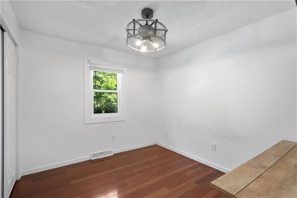 For Sale 358 Brownfield Ln, Uniontown, PA 15401