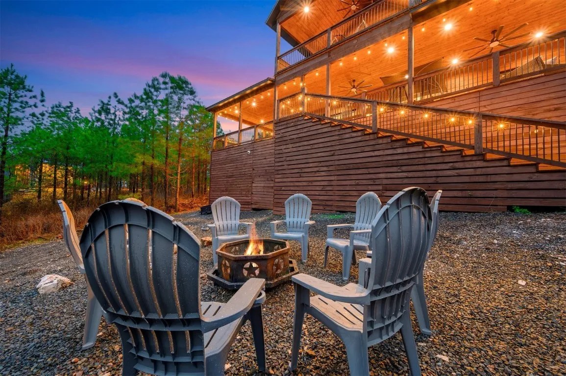 64 Buttonwood Trl, Hochatown, OK 74728