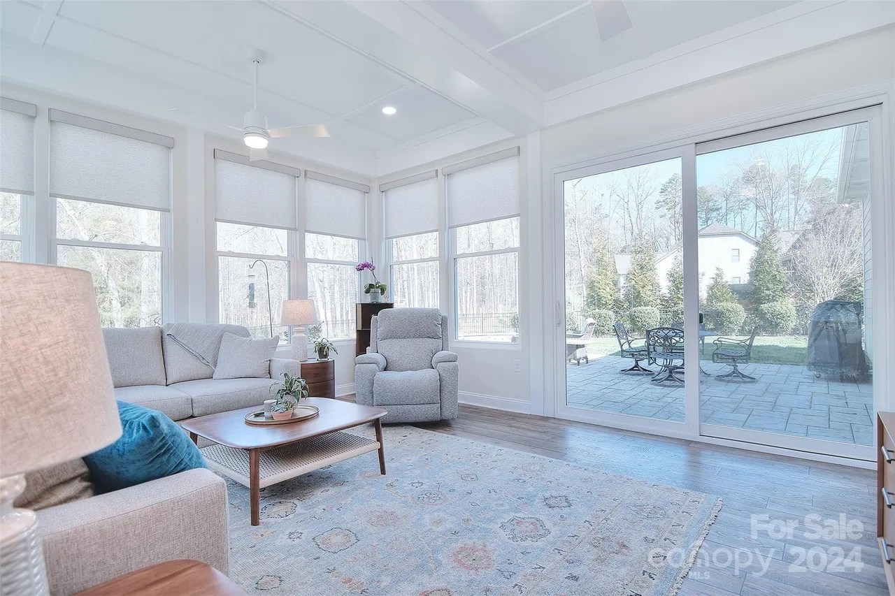 For Sale 3015 Chalet Ln, Matthews, NC 28104