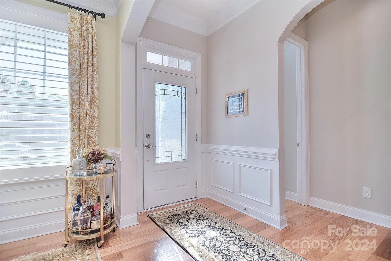 For Sale 3015 Chalet Ln, Matthews, NC 28104