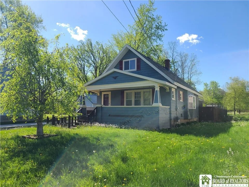 2201 Willard St Ext, Jamestown, NY 14701