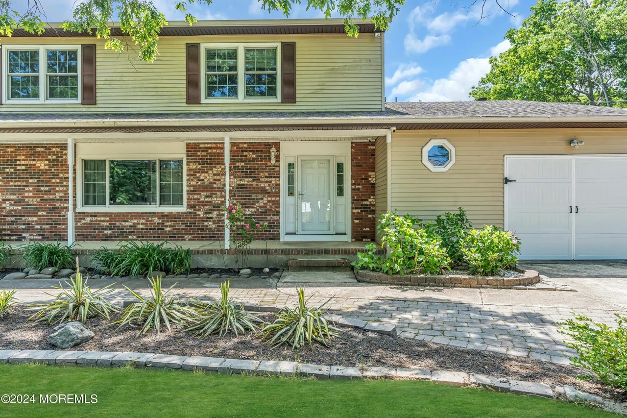 For Sale 414 S Cooks Bridge Rd, Jackson, NJ 08527