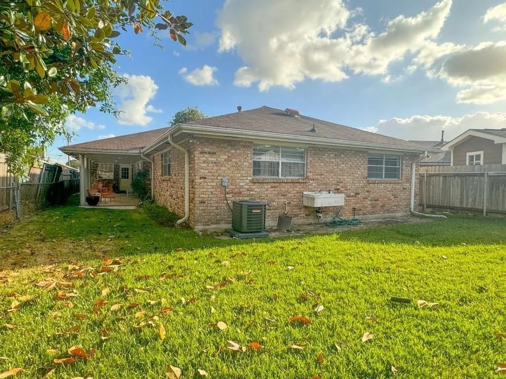 5045 Jasper St, Metairie, LA 70006