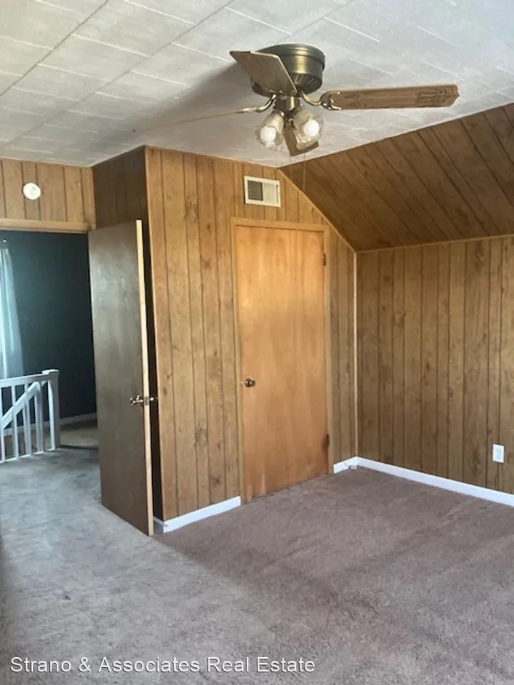 1465 N 6th St, Mascoutah, IL 62258 Home for Rent