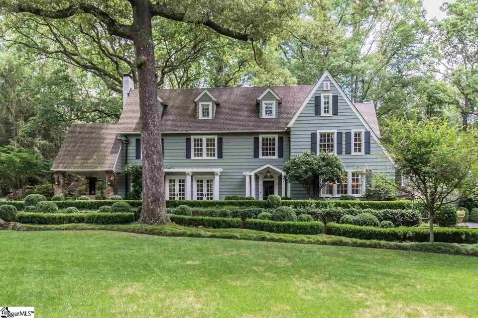 22 St, Greenville, SC 29601