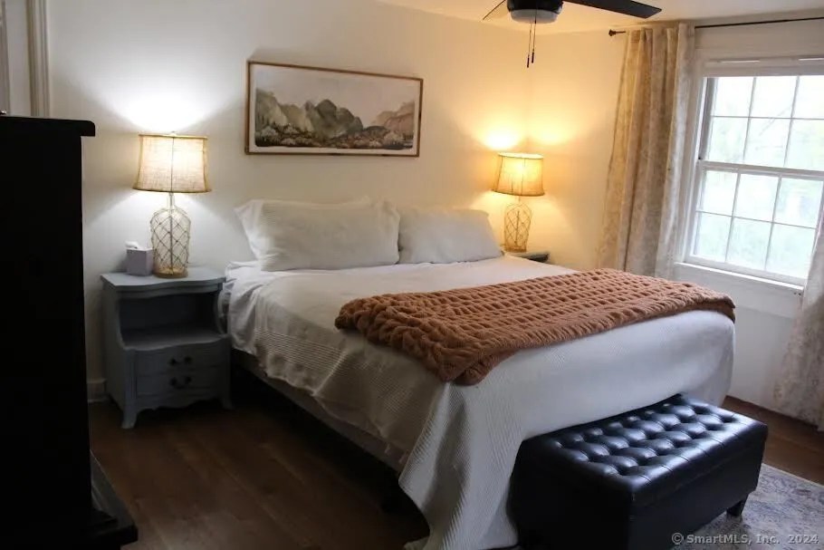 For Sale 190 Kneeland Rd, New Haven, CT 06512