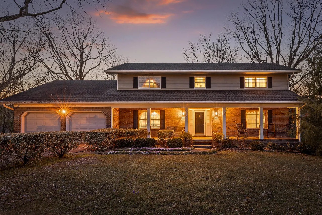 For Sale 1717 Colonial Shores Dr, Hixson, TN 37343