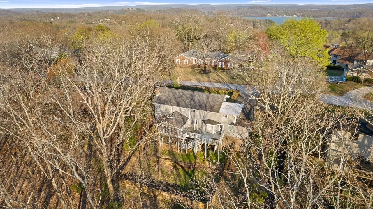 For Sale 1717 Colonial Shores Dr, Hixson, TN 37343