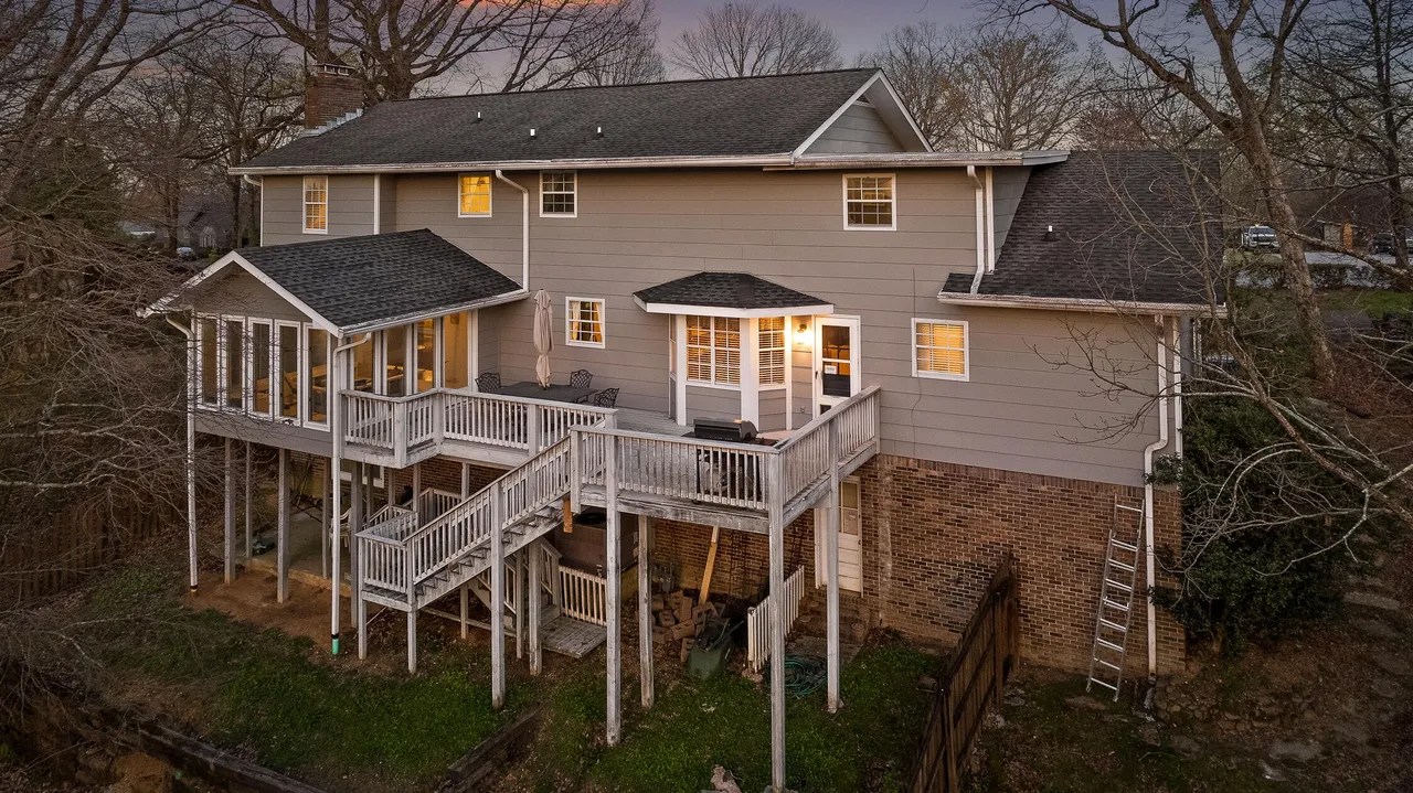 For Sale 1717 Colonial Shores Dr, Hixson, TN 37343