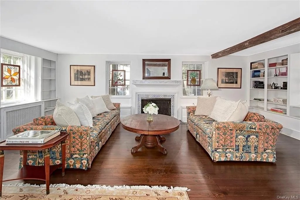 504 Millwood Rd, Mount Kisco, NY 10549