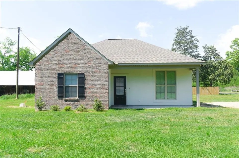 19111 Sisters Rd, Ponchatoula, LA 70454