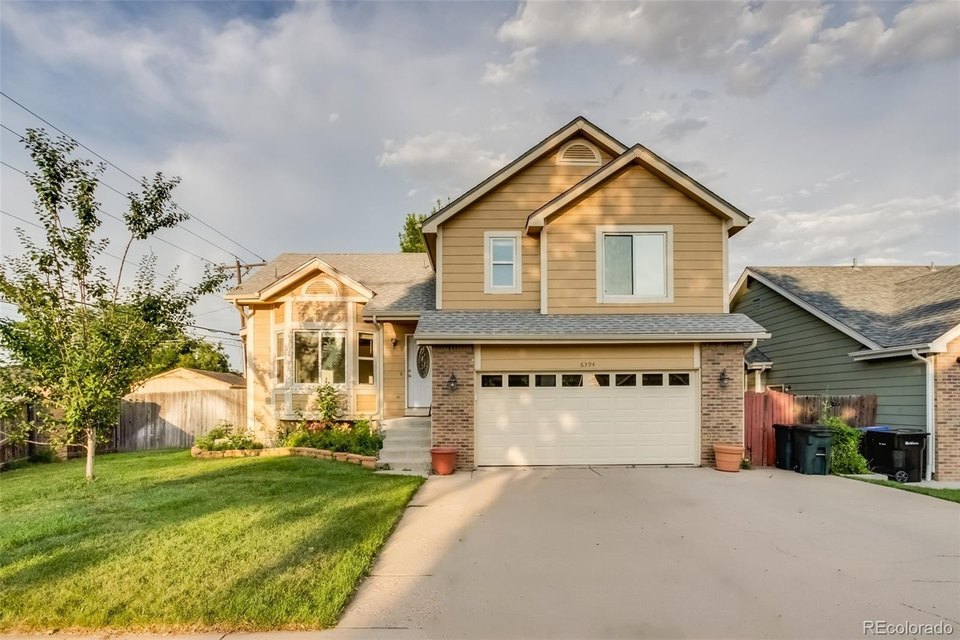 7045 Newland St, Arvada, CO 80003
