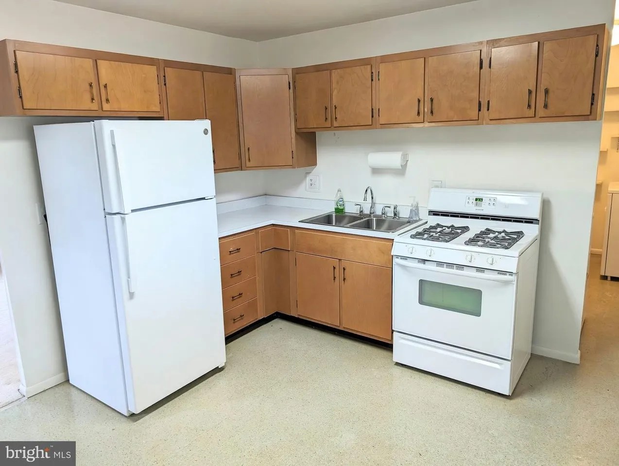 312 Valley View Ave SW, Leesburg, VA 20175