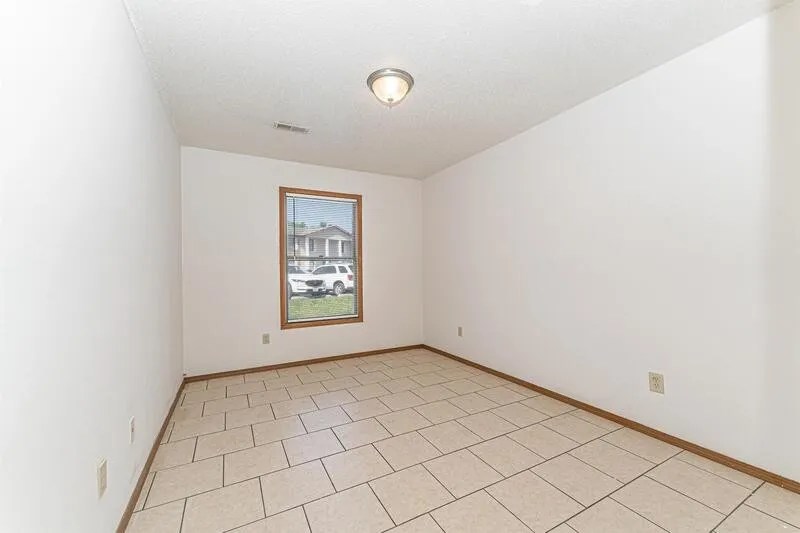 1543 James Patrick Ln Unit 6, Saint Louis, MO 63138