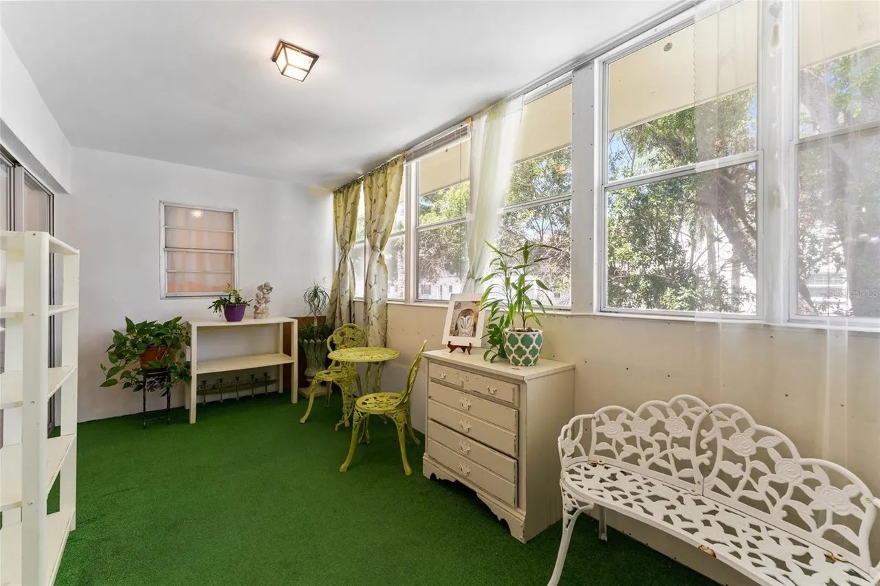 For Sale 200 Glennes Ln Apt 212, Dunedin, FL 34698