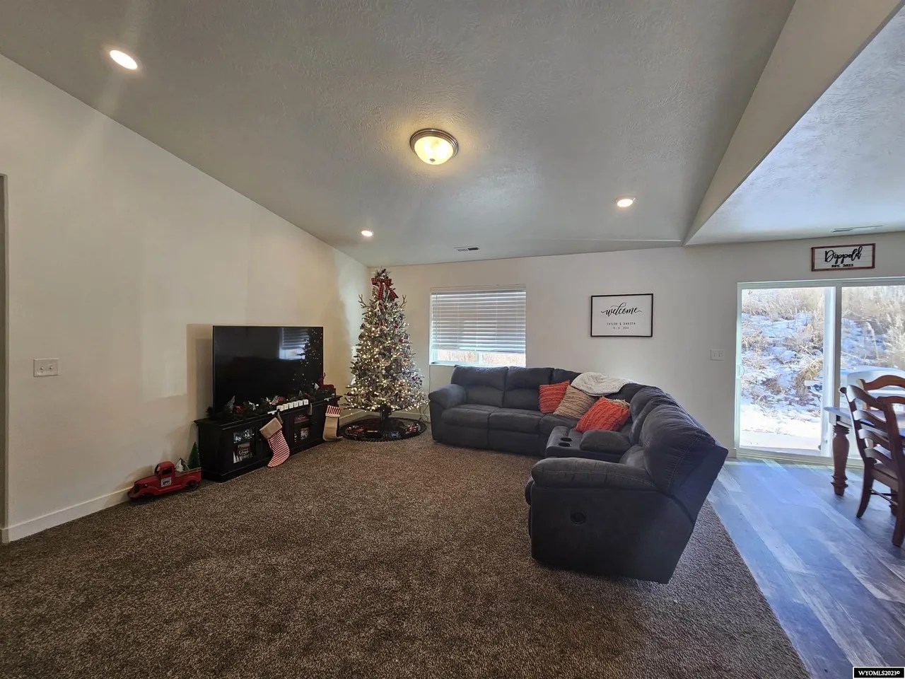 306 Green River Cir, Evanston, WY 82930