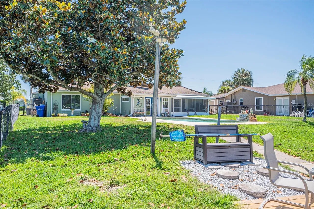 For Sale 988 Shockney Dr, Ormond Beach, FL 32174