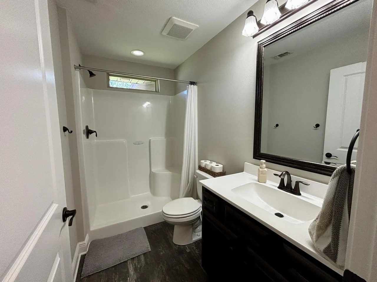 For Sale 2415 Whispering Pines Blvd, Navarre, FL 32566