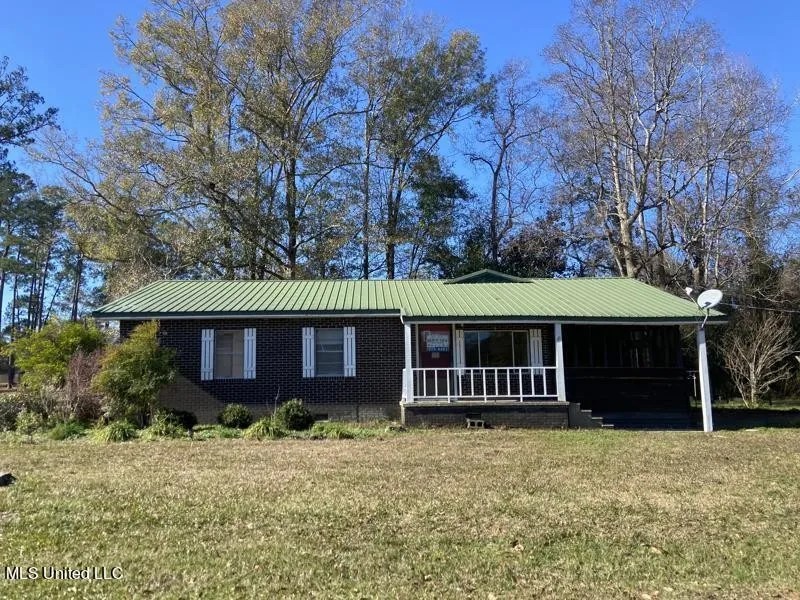 1510 Center St, Leakesville, MS 39451