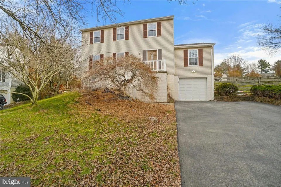 25201 Conrad Ct, Damascus, MD 20872