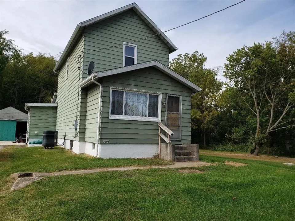 3006 Old Pittsburgh Rd, New Castle, PA 16101