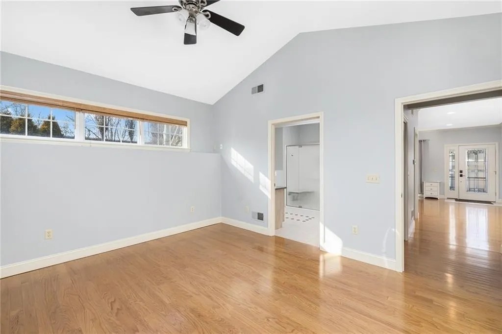 29 Fairview Ave Unit B, West Warwick, RI 02893