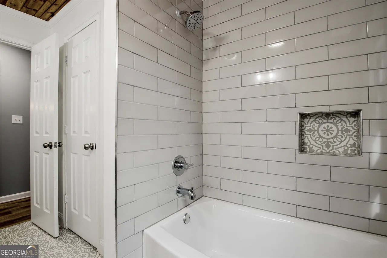 2752 Poplar Rd, Sharpsburg, GA 30277