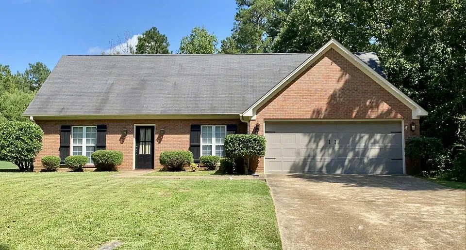 926 N Hillsdale Dr, Tupelo, MS 38804