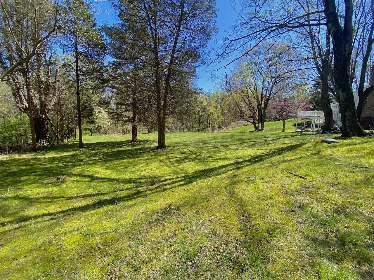 25 Lancelot Rd, Fairfield, CT 06824