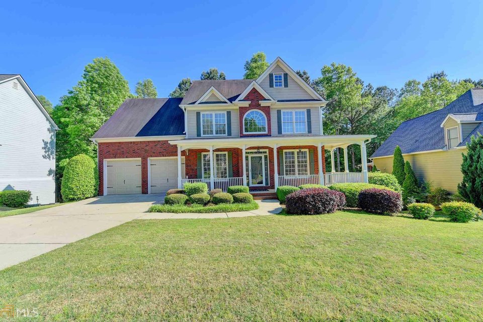 With Granite Kitchen Homes for Sale in Acworth, GA