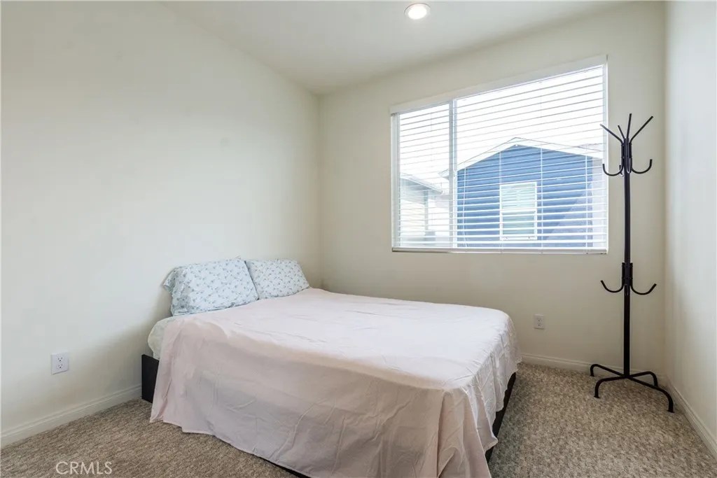 For Sale 2118 Lacy Crossing Dr, Santa Ana, CA 92701