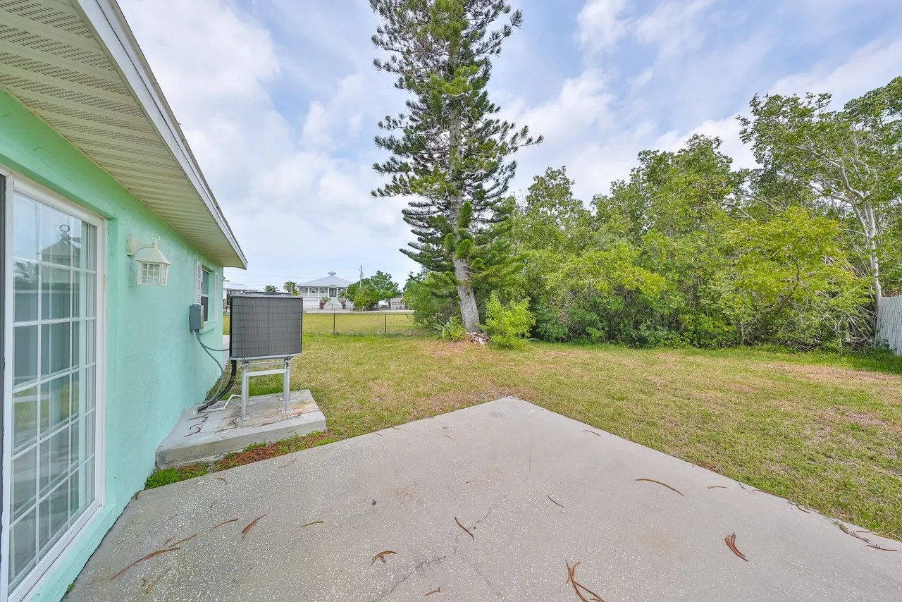 For Sale 3425 W Shell Point Rd, Ruskin, FL 33570
